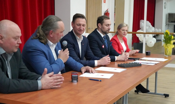 Bezpiecznie nad wodą. Dotacja dla jednostki ratowniczej z Choszczna