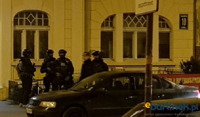 Region: Nocna akcja CBŚP w Barlinku. To uderzenie w handel narkotykami? [FOTO] 
