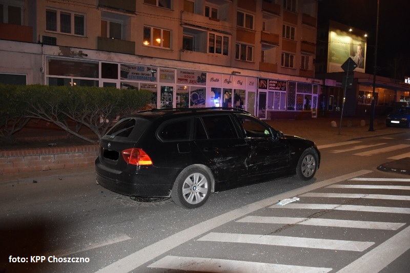 Nocna kolizja w Choszcznie. Nietrzeźwy sprawca uciekł z miejsca zdarzenia [FOTO] 