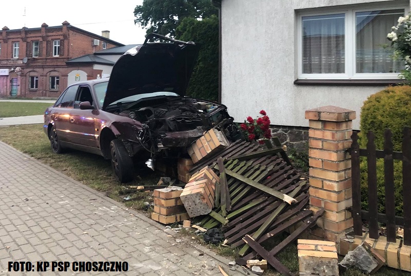 Raduń: Uderzył samochodem w płot [FOTO]