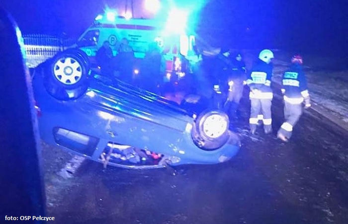 Wypadek pod Pełczycami. Kierowca dachował... [FOTO]