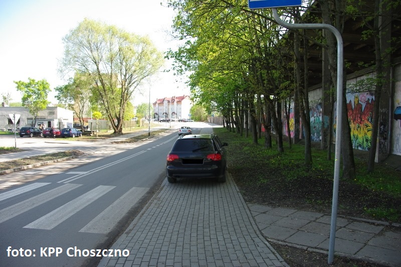 Potrącenie rowerzystki na skrzyżowaniu ulic Malczewskiego i Grunwaldzkiej w Choszcznie