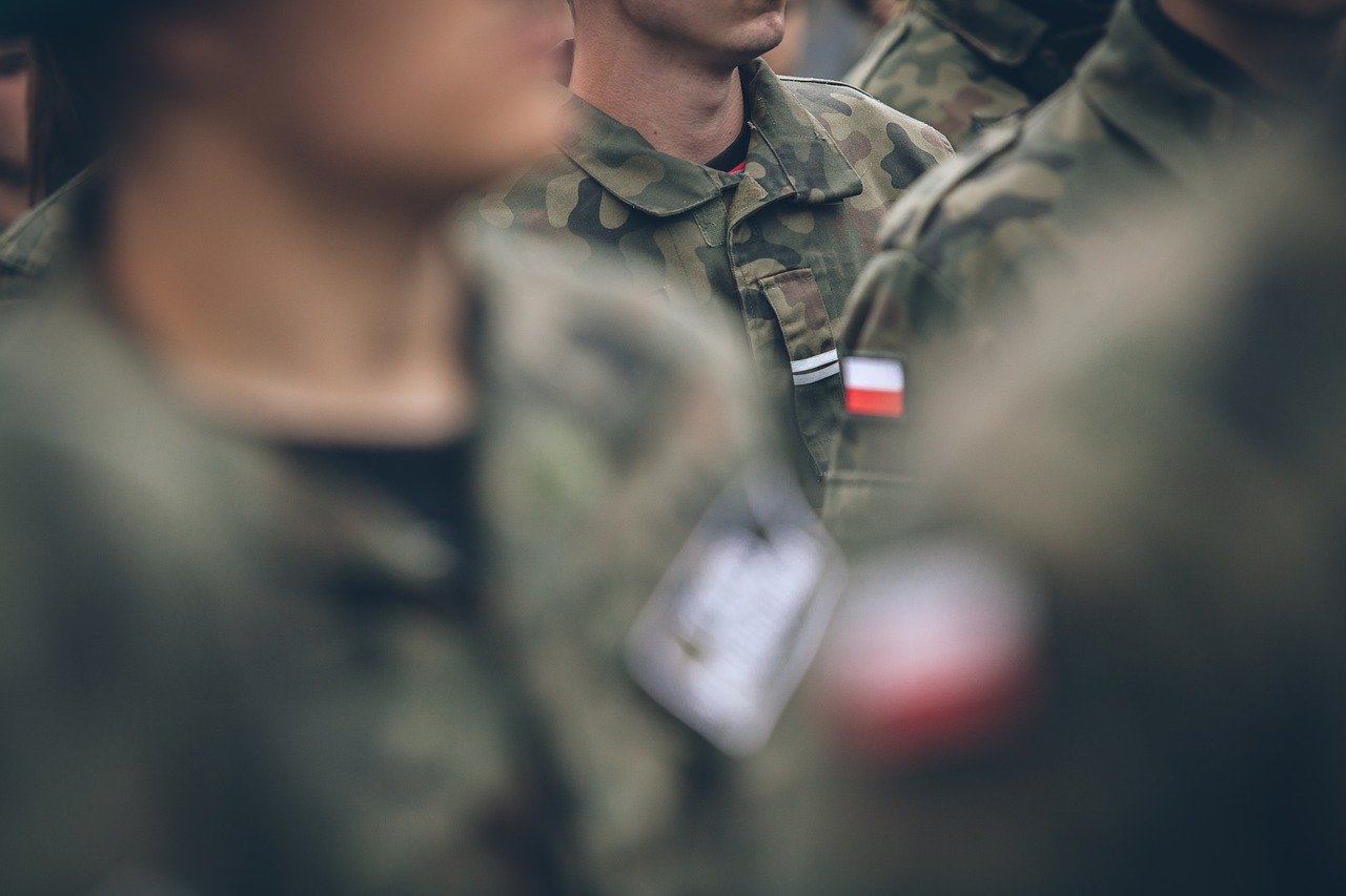 Rusza kwalifikacja wojskowa w powiecie choszczeńskim! Rocznik 2003r. gotowy? | Zobacz Terminy