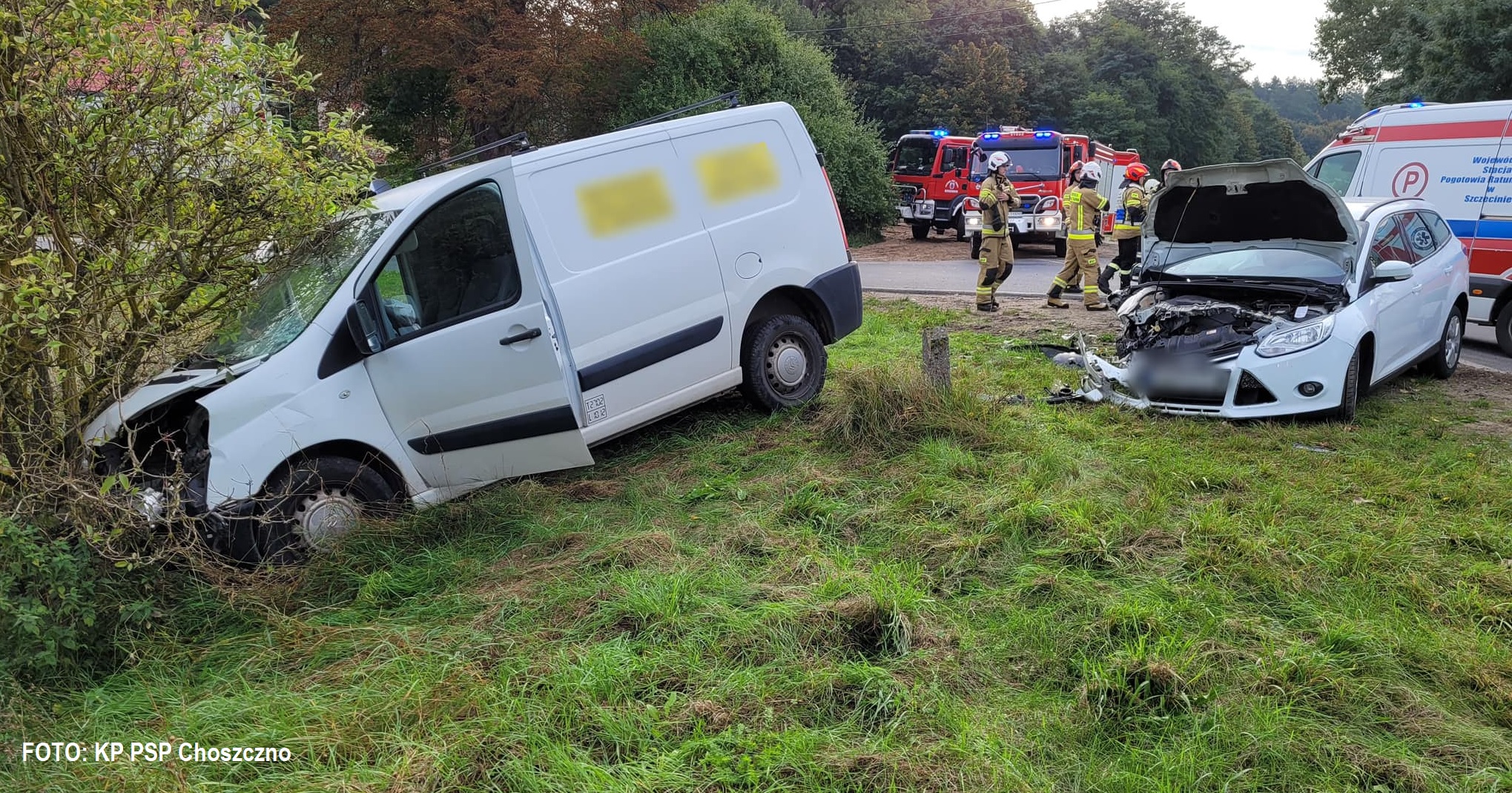 Wypadek na DW160 w Zieleniewie (gm.Bierzwnik). Poszkodowane dwie osoby 